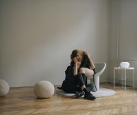 Closeness does not always lead to closeness. </br> Distance does not always lead to distance.